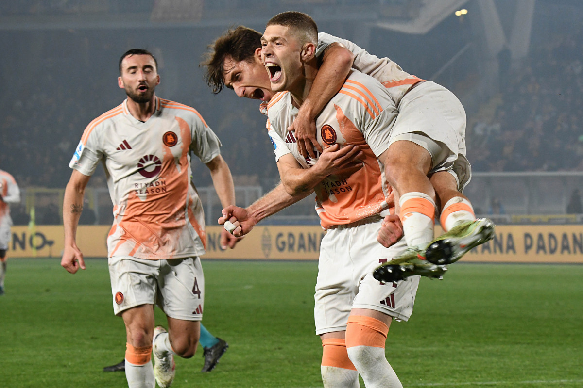 Continua la rimonta della Roma, Dovbyk-gol e vittoria a Lecce
