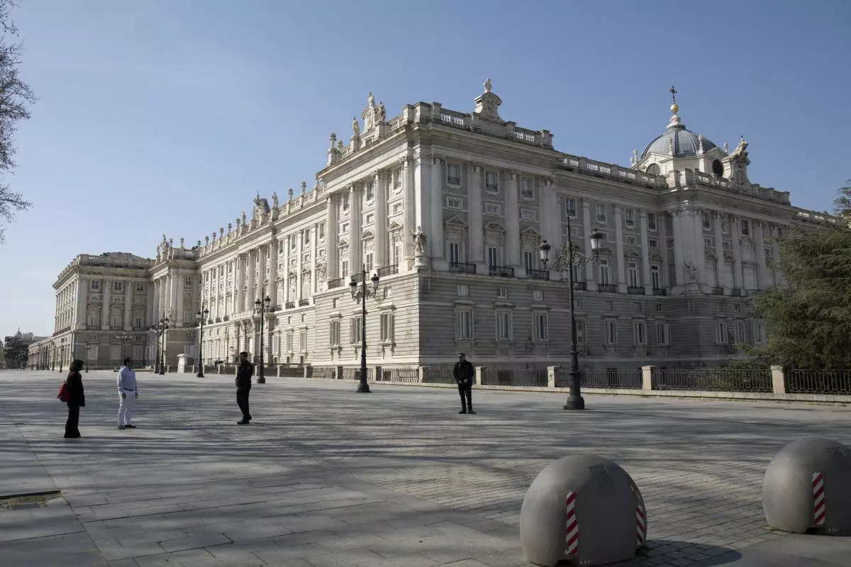 Blackout colpisce la Spagna, disagi in tutta la rete trasporti