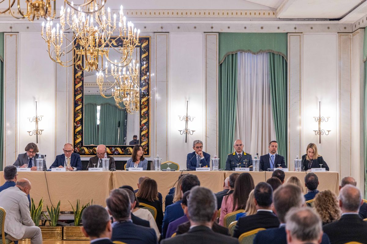 Logista, il mercato illegale dei prodotti da fumo vale 1,2 miliardi