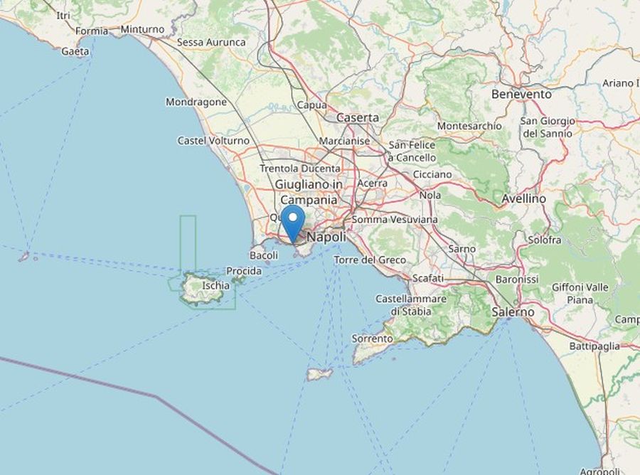 Forte scossa di terremoto ai Campi Flegrei, magnitudo 4.0