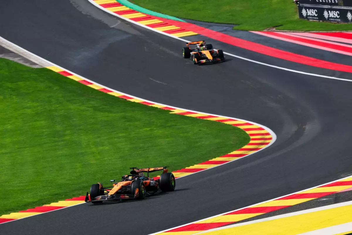 Piastri vince davanti a Norris in Belgio, Leclerc sul podio