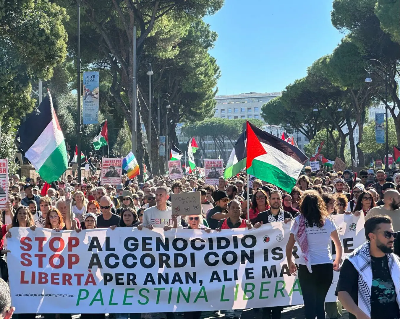 Migliaia di persone in corteo a Roma per Gaza