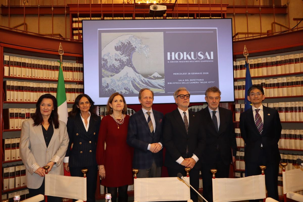 Presentata in anteprima alla Camera la mostra sull’artista giapponese Hokusai