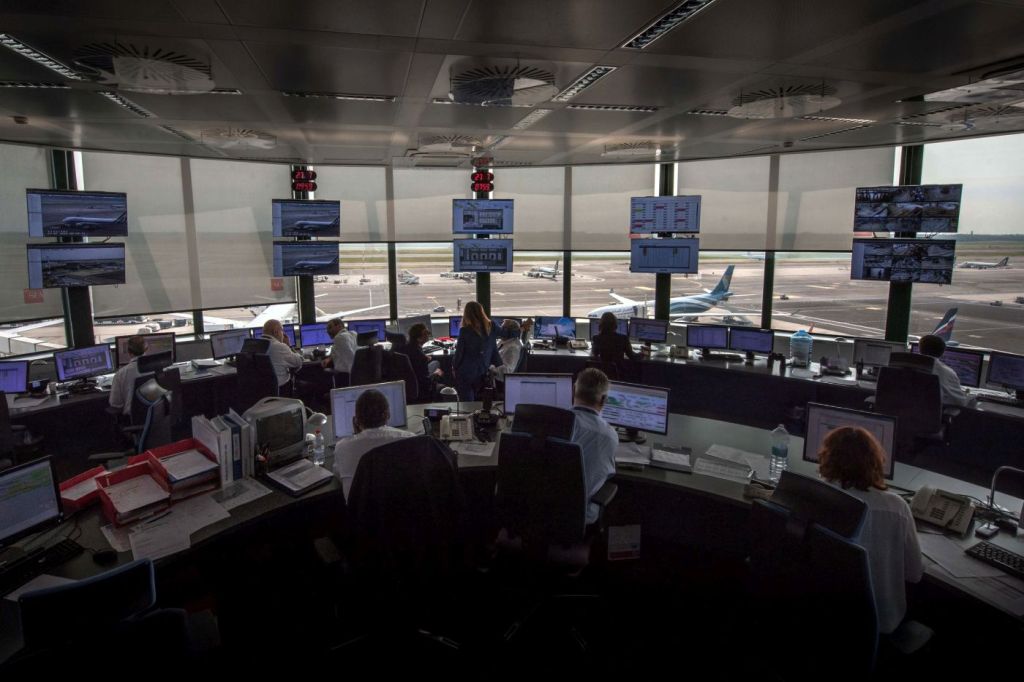 Enav “Riduzione del traffico aereo per anomalie alla rete di trasmissione dati”