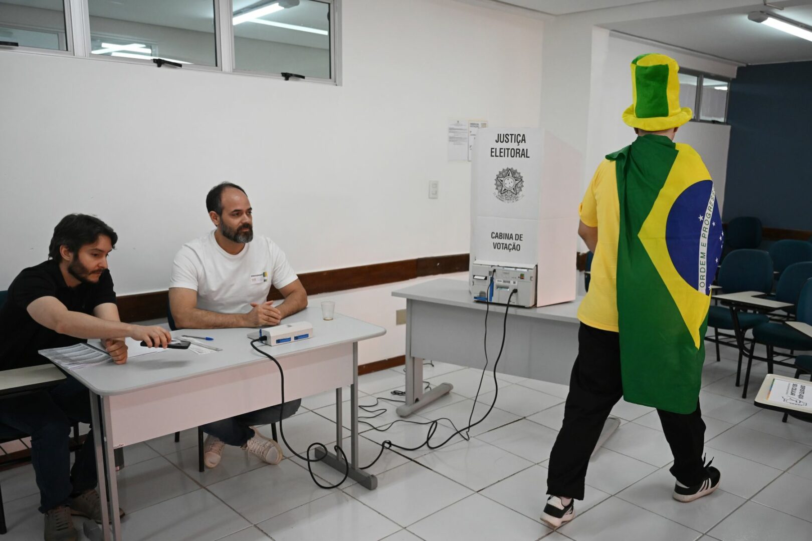 Ballottaggio in Brasile, prorogata di due ore chiusura dei seggi